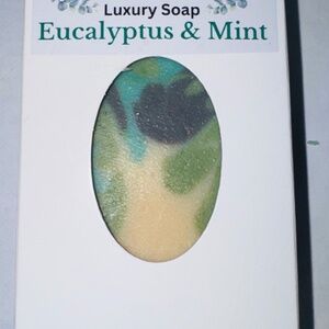 Handmade Bar Soap - Eucalyptus & Mint 5oz.